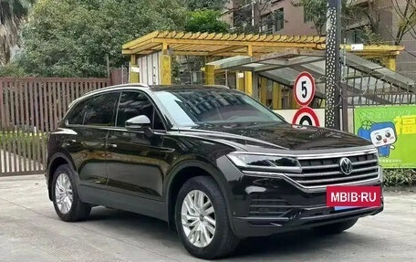 Volkswagen Touareg III, 2022 год, 4 545 000 рублей, 3 фотография