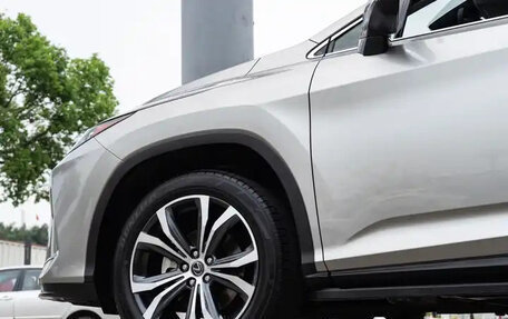 Lexus RX IV рестайлинг, 2022 год, 4 970 000 рублей, 8 фотография