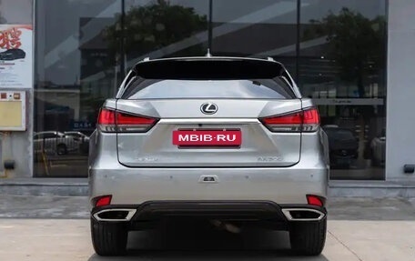 Lexus RX IV рестайлинг, 2022 год, 4 970 000 рублей, 5 фотография