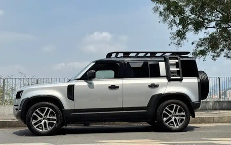 Land Rover Defender II, 2022 год, 5 880 000 рублей, 7 фотография