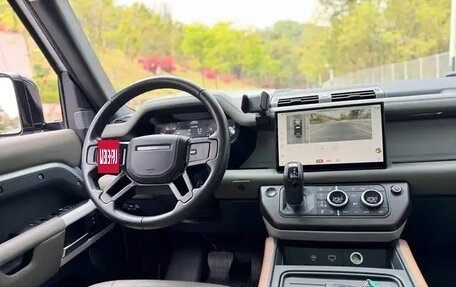 Land Rover Defender II, 2022 год, 5 880 000 рублей, 11 фотография