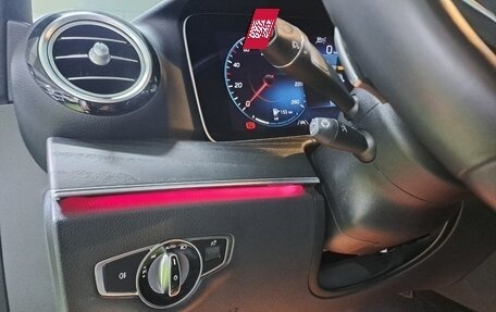 Mercedes-Benz E-Класс, 2022 год, 3 340 000 рублей, 12 фотография