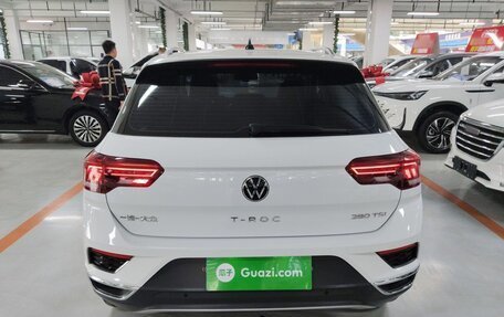 Volkswagen T-Roc I, 2022 год, 1 718 000 рублей, 4 фотография