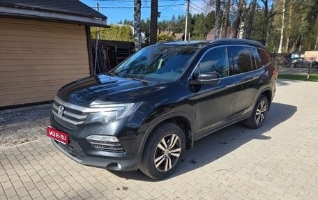 Honda Pilot III рестайлинг, 2016 год, 2 700 000 рублей, 1 фотография