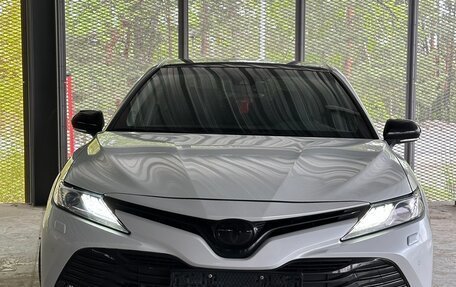 Toyota Camry, 2018 год, 2 970 000 рублей, 2 фотография