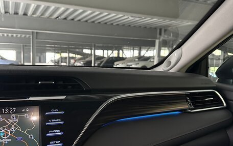 Toyota Camry, 2018 год, 2 970 000 рублей, 20 фотография