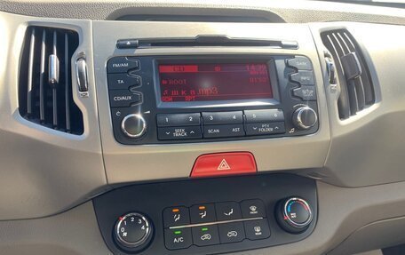 KIA Sportage III, 2010 год, 1 057 000 рублей, 13 фотография