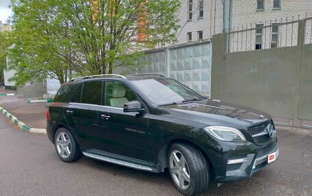 Mercedes-Benz M-Класс, 2012 год, 3 000 000 рублей, 2 фотография