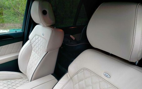 Mercedes-Benz M-Класс, 2012 год, 3 000 000 рублей, 5 фотография