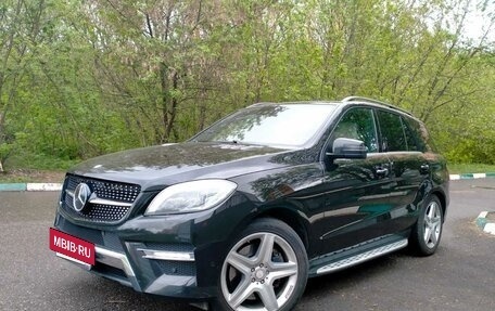 Mercedes-Benz M-Класс, 2012 год, 3 000 000 рублей, 4 фотография