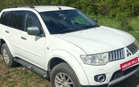 Mitsubishi Pajero Sport II рестайлинг, 2013 год, 1 550 000 рублей, 4 фотография