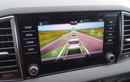 Skoda Karoq I, 2022 год, 2 790 000 рублей, 11 фотография