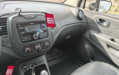 Renault Kaptur I рестайлинг, 2017 год, 1 350 000 рублей, 10 фотография