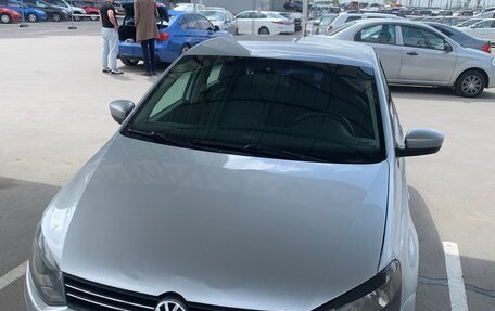 Volkswagen Polo VI (EU Market), 2011 год, 700 000 рублей, 3 фотография