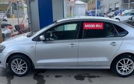Volkswagen Polo VI (EU Market), 2011 год, 700 000 рублей, 9 фотография