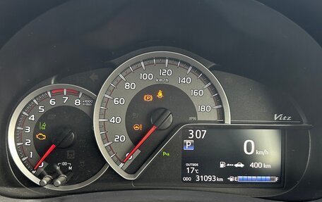 Toyota Vitz, 2018 год, 1 300 000 рублей, 13 фотография
