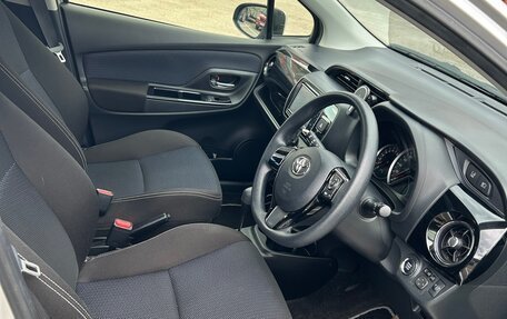 Toyota Vitz, 2018 год, 1 300 000 рублей, 17 фотография