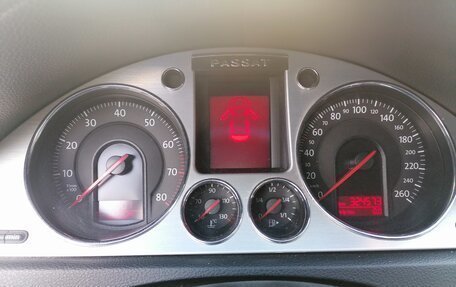 Volkswagen Passat B6, 2006 год, 400 000 рублей, 3 фотография