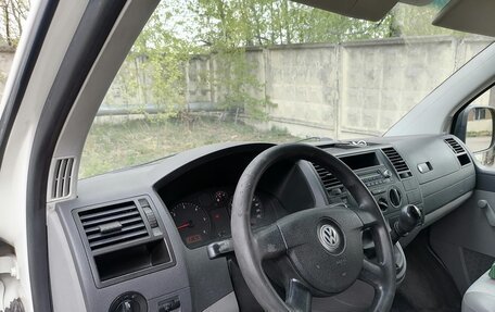 Volkswagen Transporter T5 рестайлинг, 2008 год, 970 000 рублей, 9 фотография