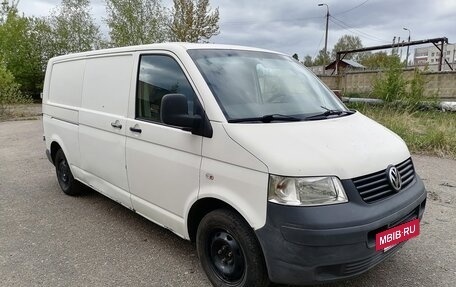 Volkswagen Transporter T5 рестайлинг, 2008 год, 970 000 рублей, 3 фотография
