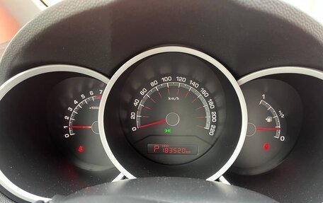 KIA Venga I, 2012 год, 1 050 000 рублей, 13 фотография