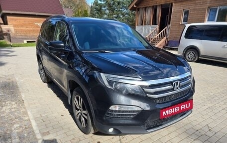 Honda Pilot III рестайлинг, 2016 год, 2 700 000 рублей, 5 фотография