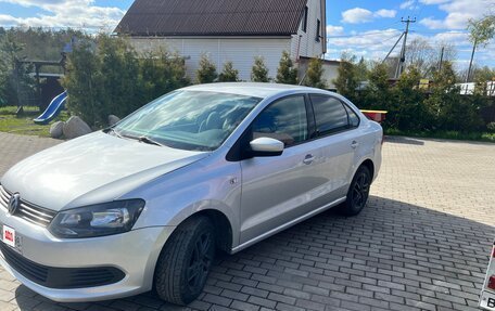 Volkswagen Polo VI (EU Market), 2014 год, 1 100 000 рублей, 2 фотография
