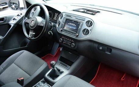 Volkswagen Tiguan I, 2012 год, 990 000 рублей, 15 фотография