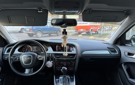Audi A4, 2011 год, 1 300 000 рублей, 23 фотография