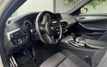 BMW 5 серия, 2018 год, 3 200 000 рублей, 8 фотография
