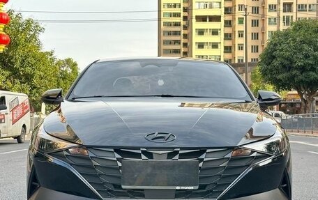Hyundai Elantra, 2022 год, 1 293 000 рублей, 2 фотография