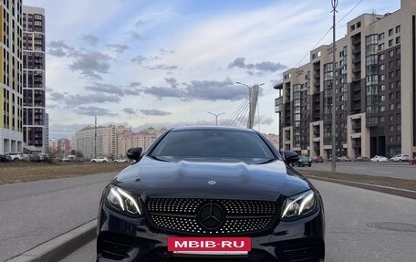 Mercedes-Benz E-Класс, 2017 год, 3 350 000 рублей, 2 фотография