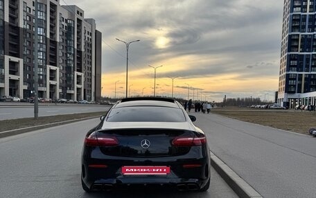 Mercedes-Benz E-Класс, 2017 год, 3 350 000 рублей, 5 фотография