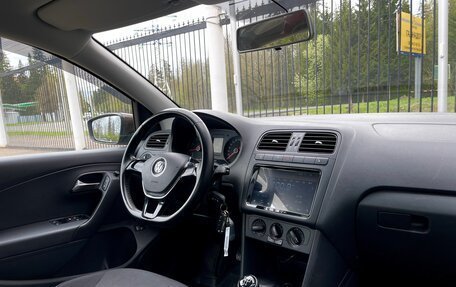 Volkswagen Polo VI (EU Market), 2016 год, 1 049 999 рублей, 11 фотография