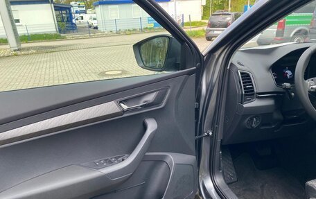 Skoda Karoq I, 2022 год, 2 760 000 рублей, 6 фотография