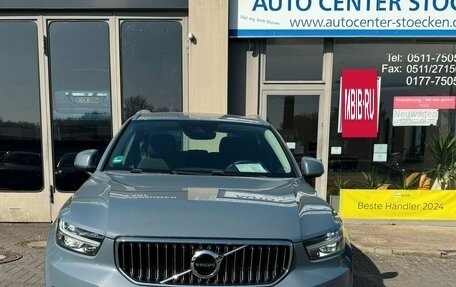 Volvo XC40 I, 2022 год, 3 060 000 рублей, 2 фотография
