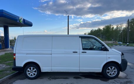 Volkswagen Transporter T5 рестайлинг, 2008 год, 1 050 000 рублей, 4 фотография