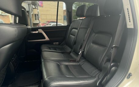 Toyota Land Cruiser 200, 2020 год, 7 500 000 рублей, 23 фотография