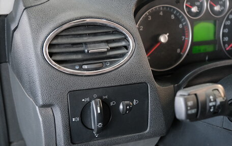 Ford Focus II рестайлинг, 2006 год, 599 000 рублей, 10 фотография