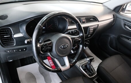 KIA Rio IV, 2018 год, 1 549 000 рублей, 11 фотография