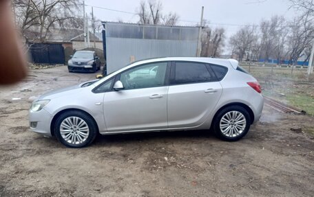 Opel Astra J, 2011 год, 450 000 рублей, 5 фотография