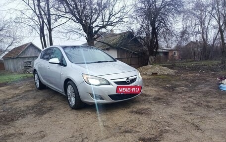 Opel Astra J, 2011 год, 450 000 рублей, 6 фотография