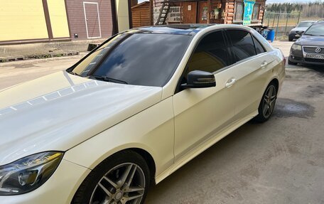 Mercedes-Benz E-Класс, 2015 год, 2 350 000 рублей, 2 фотография