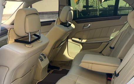 Mercedes-Benz E-Класс, 2015 год, 2 350 000 рублей, 11 фотография