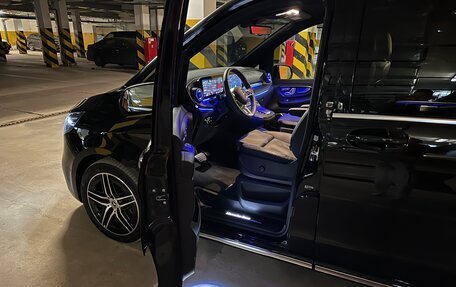 Mercedes-Benz V-Класс, 2024 год, 12 940 000 рублей, 14 фотография