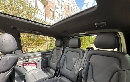 Mercedes-Benz V-Класс, 2024 год, 12 940 000 рублей, 13 фотография