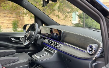 Mercedes-Benz V-Класс, 2024 год, 12 940 000 рублей, 21 фотография
