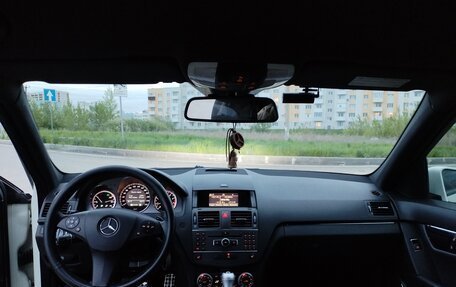 Mercedes-Benz C-Класс, 2011 год, 1 200 000 рублей, 5 фотография