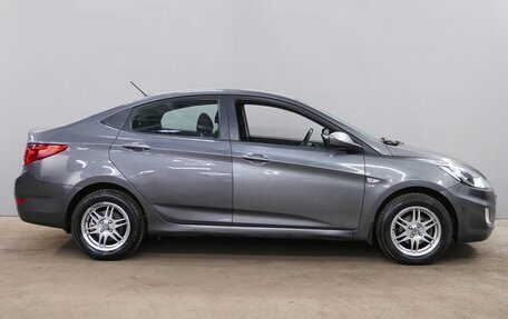 Hyundai Solaris II рестайлинг, 2013 год, 760 000 рублей, 4 фотография
