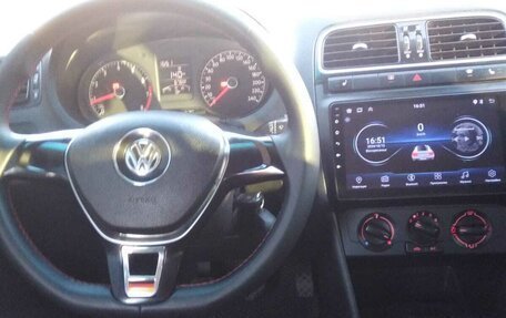 Volkswagen Polo VI (EU Market), 2018 год, 885 000 рублей, 9 фотография